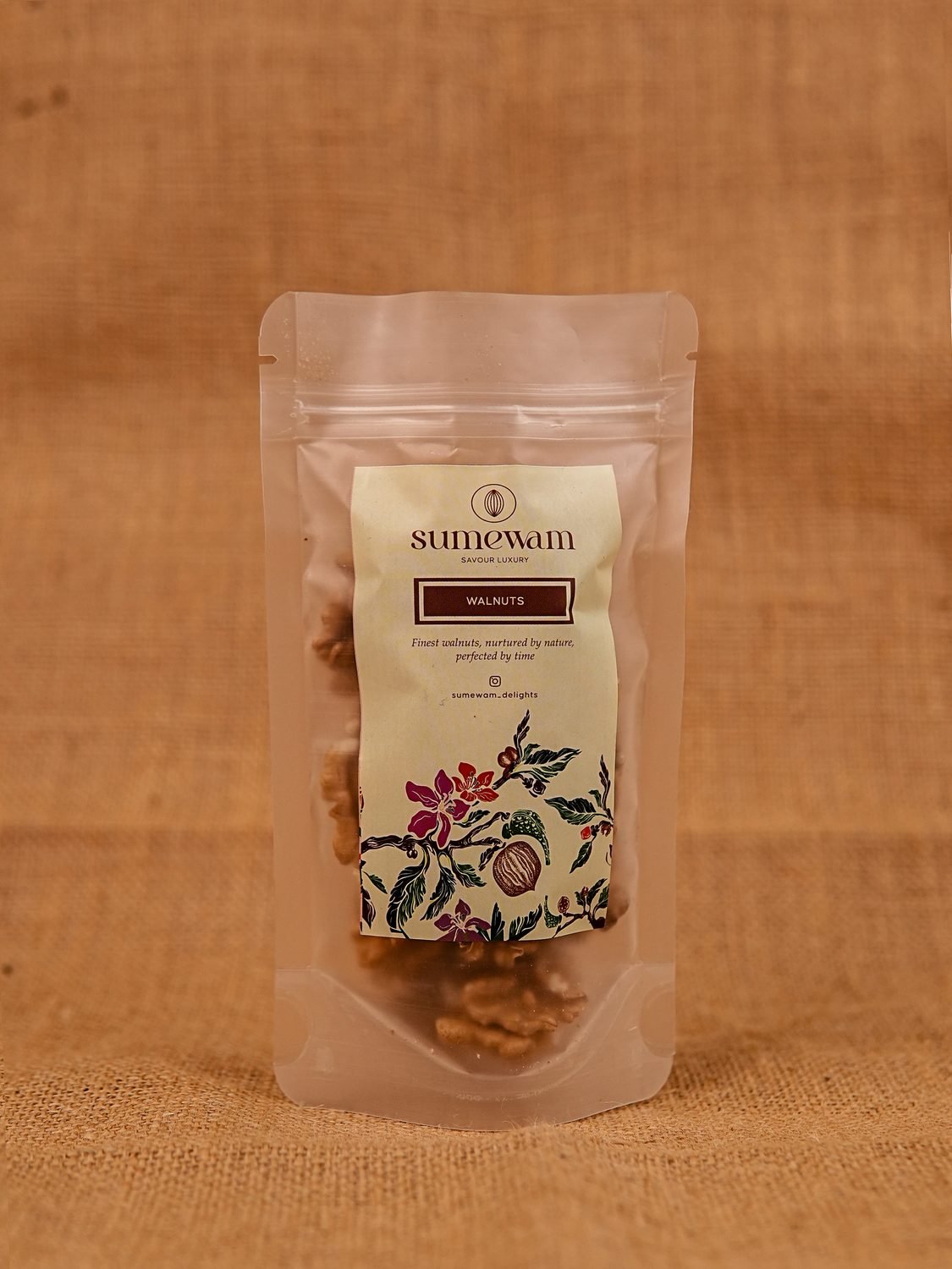 Dry fruit gift delivery in Pune, a premium Sumewam hamper